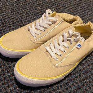 NEW women’s Hurley shoes